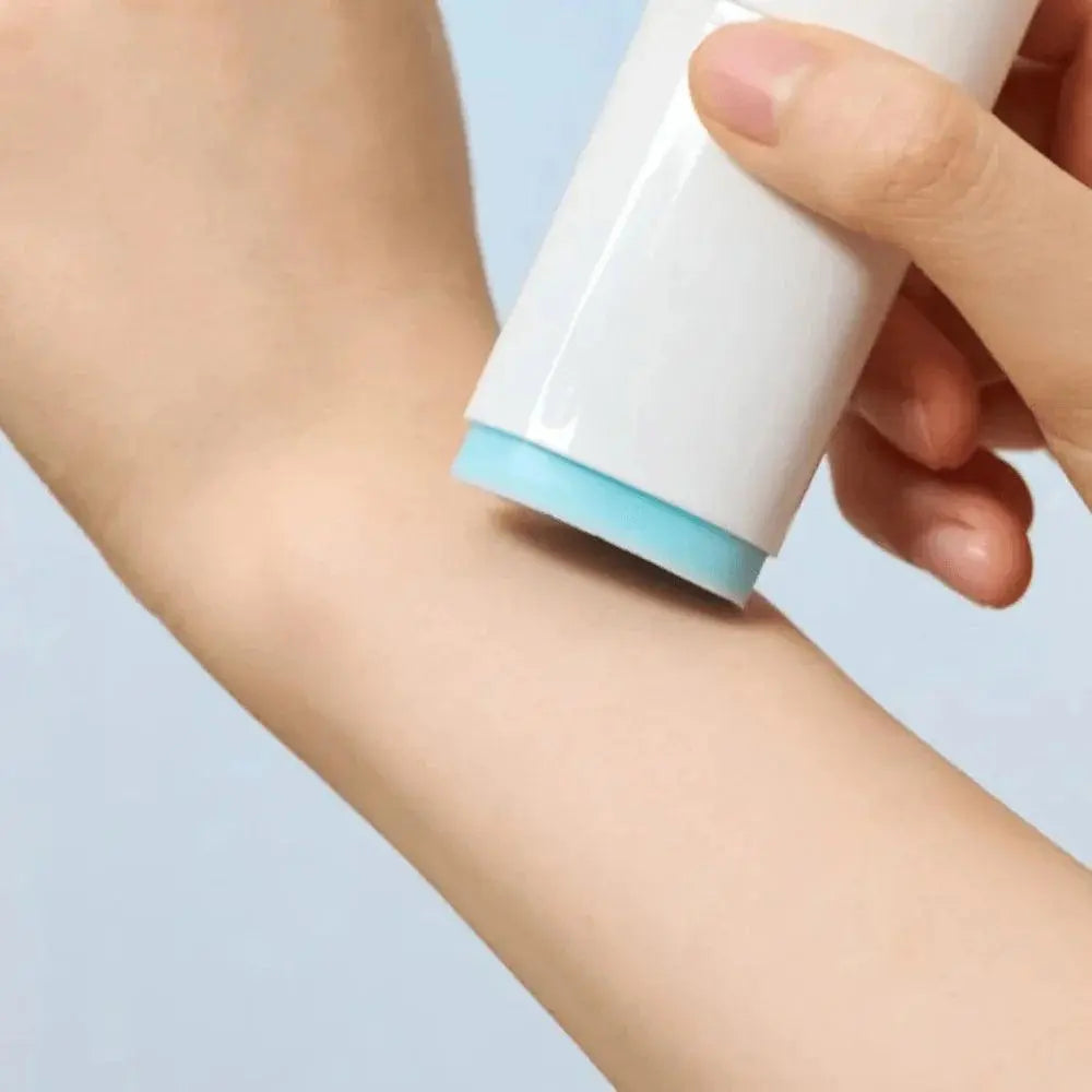 SKIN 1004 HYALU-CICA SILKY-FIT SUN STICK (SPF50+ PA++++) - ISLA 